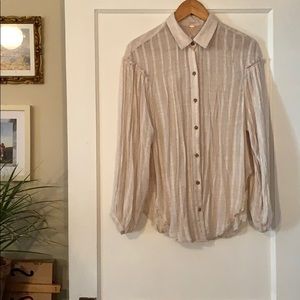 Flowy bell sleeved FP linen like button down